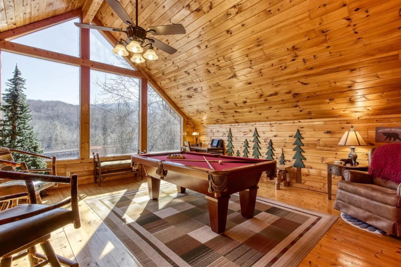 Magical Moments, Hot Tub, Wifi, 1089 Free Tickets Each Paid Day, Dollywood And More Gatlinburg Exterior foto